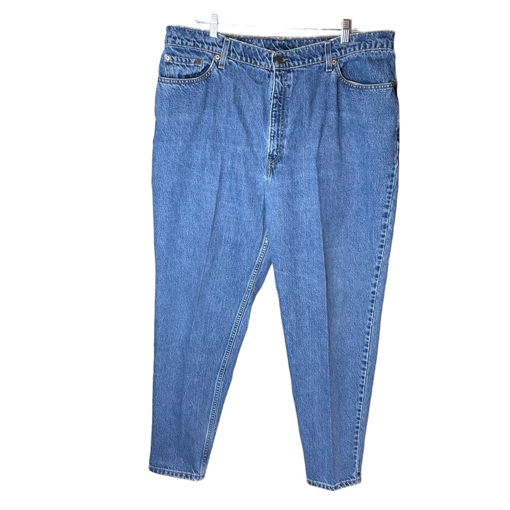 Vintage‎ Levi’s 550 Women’s Size 22 Relaxed Fit Tapered Leg Medium Wash